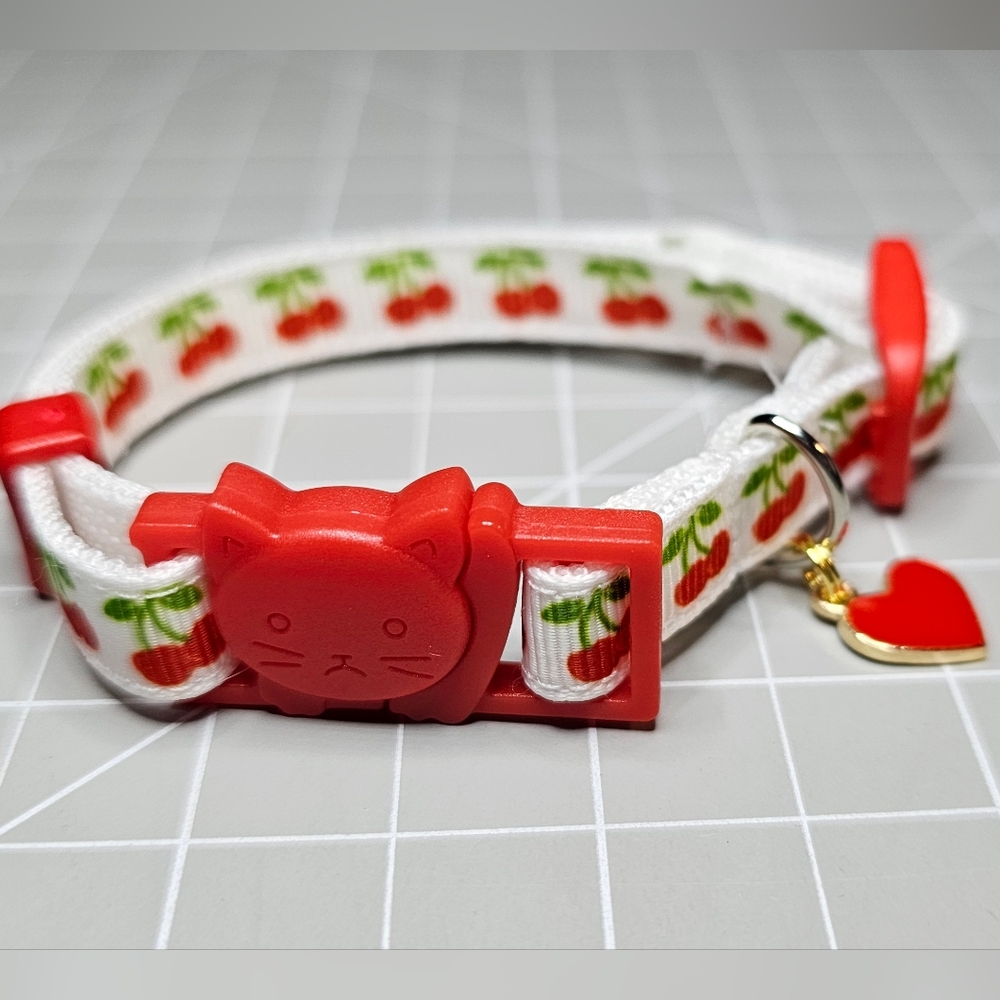 Fruit Cat Collars - Picture 3 of 9